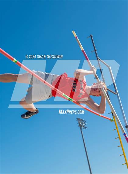 Thumbnail 1 in Skyridge Tri Meet (Pole Vault) photogallery.