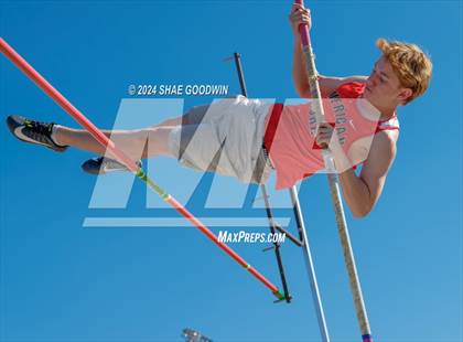 Thumbnail 1 in Skyridge Tri Meet (Pole Vault) photogallery.