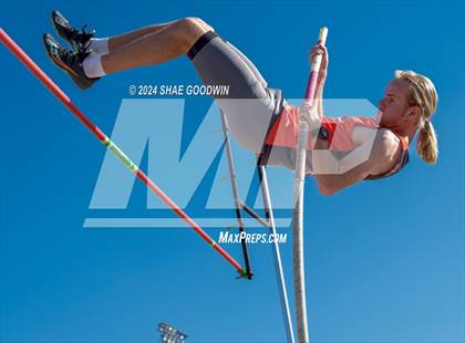 Thumbnail 1 in Skyridge Tri Meet (Pole Vault) photogallery.