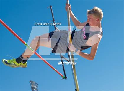 Thumbnail 1 in Skyridge Tri Meet (Pole Vault) photogallery.