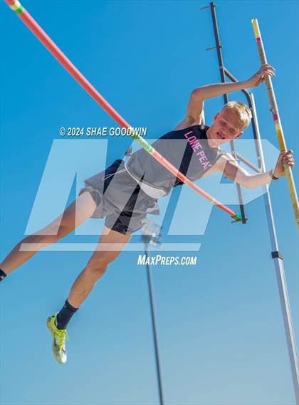 Thumbnail 3 in Skyridge Tri Meet (Pole Vault) photogallery.