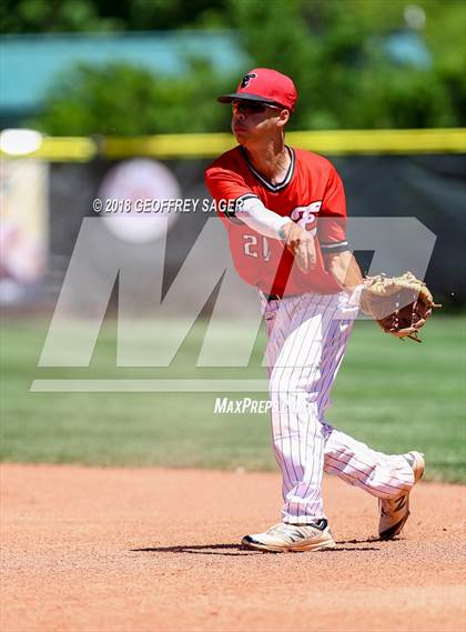 Thumbnail 1 in Eaton vs. Peak to Peak (CHSAA 3A 1st Round) photogallery.