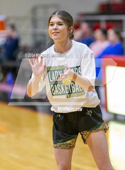 Thumbnail 1 in Hardin-Jefferson vs. Little Cypress-Mauriceville photogallery.