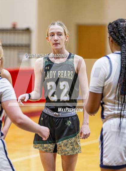Thumbnail 3 in Hardin-Jefferson vs. Little Cypress-Mauriceville photogallery.