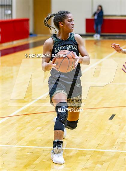 Thumbnail 3 in Hardin-Jefferson vs. Little Cypress-Mauriceville photogallery.