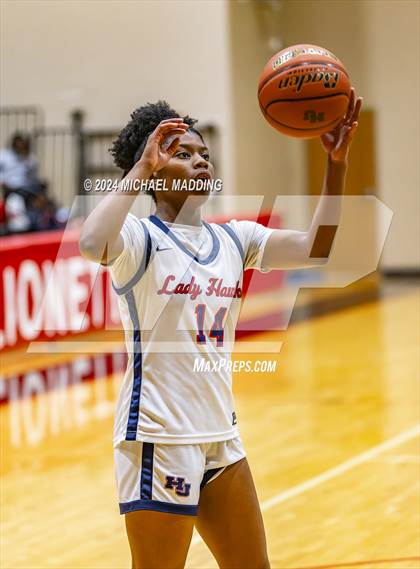 Thumbnail 3 in Hardin-Jefferson vs. Little Cypress-Mauriceville photogallery.