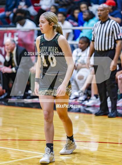 Thumbnail 2 in Hardin-Jefferson vs. Little Cypress-Mauriceville photogallery.