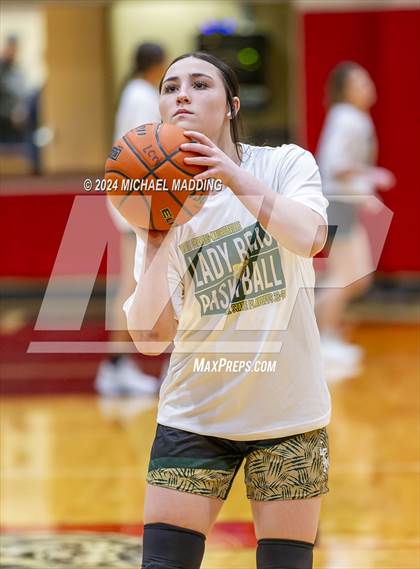 Thumbnail 2 in Hardin-Jefferson vs. Little Cypress-Mauriceville photogallery.
