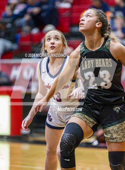 Thumbnail 1 in Hardin-Jefferson vs. Little Cypress-Mauriceville photogallery.