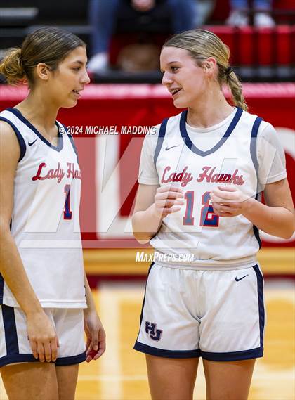 Thumbnail 2 in Hardin-Jefferson vs. Little Cypress-Mauriceville photogallery.