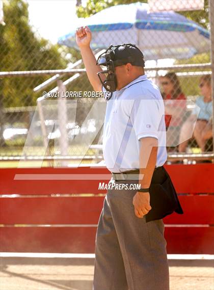 Thumbnail 2 in El Diamante @ Centennial (CIF Central Section D2 First Round) photogallery.