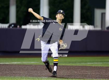 Thumbnail 3 in Lone Star vs. Forney (UIL 5A Regional Semifinal Playoff) photogallery.
