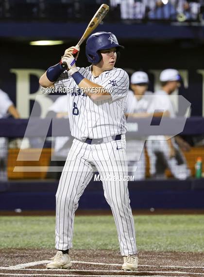 Thumbnail 1 in Lone Star vs. Forney (UIL 5A Regional Semifinal Playoff) photogallery.