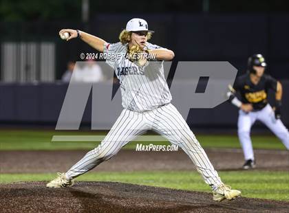 Thumbnail 1 in Lone Star vs. Forney (UIL 5A Regional Semifinal Playoff) photogallery.