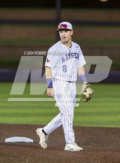 Thumbnail 2 in Lone Star vs. Forney (UIL 5A Regional Semifinal Playoff) photogallery.
