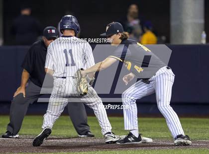 Thumbnail 2 in Lone Star vs. Forney (UIL 5A Regional Semifinal Playoff) photogallery.