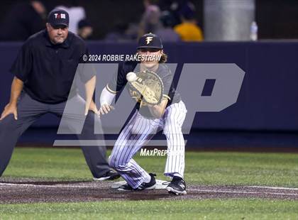 Thumbnail 3 in Lone Star vs. Forney (UIL 5A Regional Semifinal Playoff) photogallery.