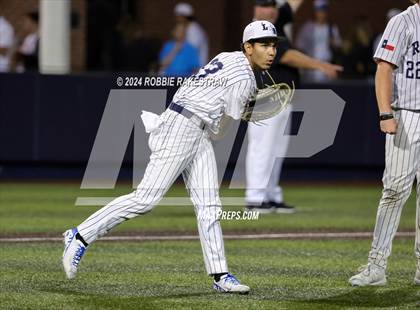 Thumbnail 1 in Lone Star vs. Forney (UIL 5A Regional Semifinal Playoff) photogallery.