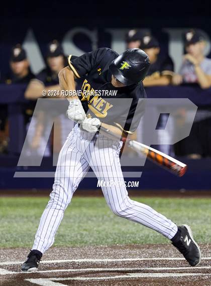 Thumbnail 2 in Lone Star vs. Forney (UIL 5A Regional Semifinal Playoff) photogallery.