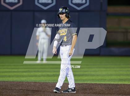 Thumbnail 3 in Lone Star vs. Forney (UIL 5A Regional Semifinal Playoff) photogallery.