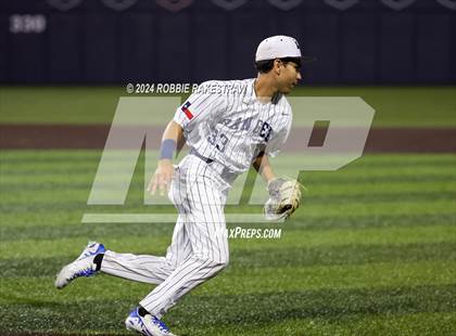 Thumbnail 1 in Lone Star vs. Forney (UIL 5A Regional Semifinal Playoff) photogallery.