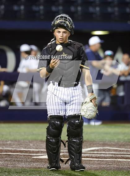 Thumbnail 1 in Lone Star vs. Forney (UIL 5A Regional Semifinal Playoff) photogallery.