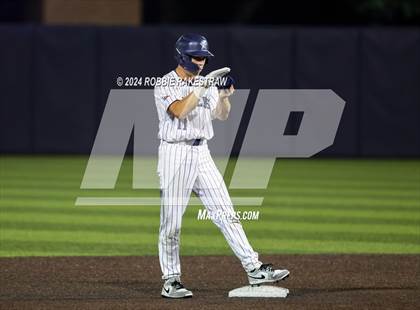 Thumbnail 2 in Lone Star vs. Forney (UIL 5A Regional Semifinal Playoff) photogallery.