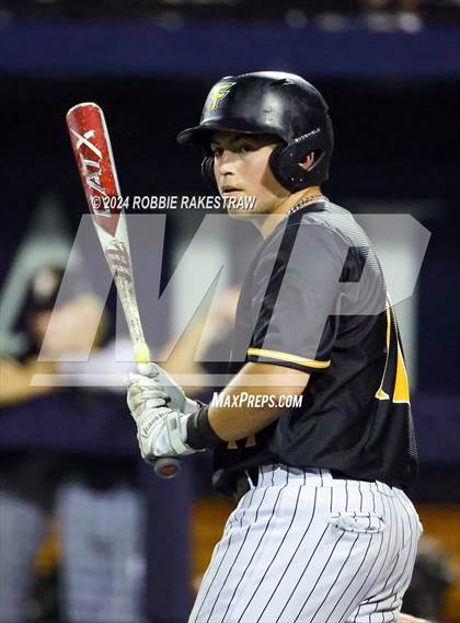 Thumbnail 2 in Lone Star vs. Forney (UIL 5A Regional Semifinal Playoff) photogallery.