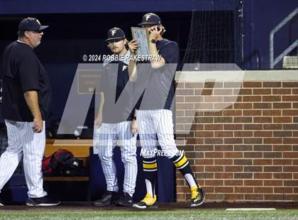 Thumbnail 1 in Lone Star vs. Forney (UIL 5A Regional Semifinal Playoff) photogallery.