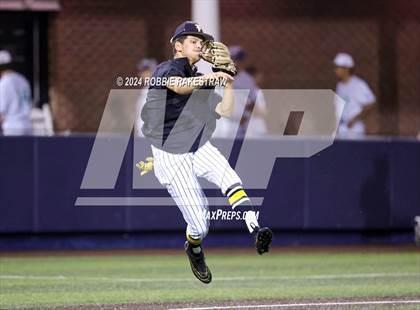 Thumbnail 2 in Lone Star vs. Forney (UIL 5A Regional Semifinal Playoff) photogallery.