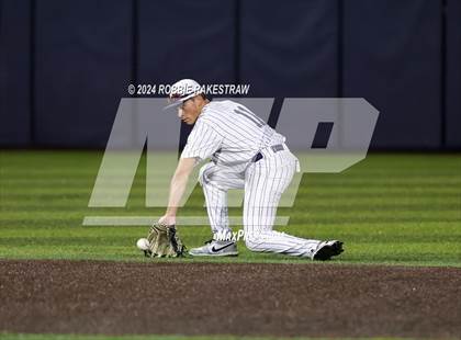 Thumbnail 3 in Lone Star vs. Forney (UIL 5A Regional Semifinal Playoff) photogallery.