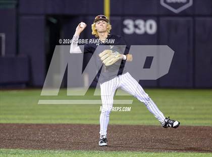 Thumbnail 2 in Lone Star vs. Forney (UIL 5A Regional Semifinal Playoff) photogallery.