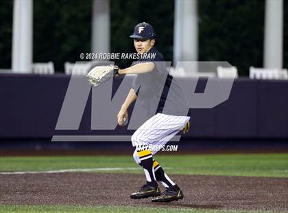 Thumbnail 2 in Lone Star vs. Forney (UIL 5A Regional Semifinal Playoff) photogallery.