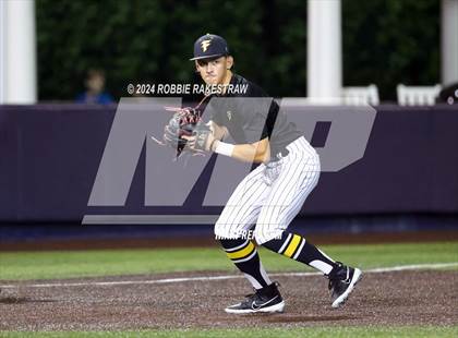 Thumbnail 1 in Lone Star vs. Forney (UIL 5A Regional Semifinal Playoff) photogallery.