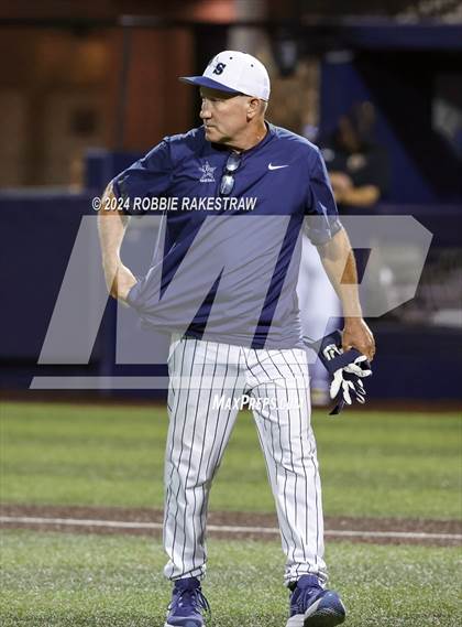 Thumbnail 2 in Lone Star vs. Forney (UIL 5A Regional Semifinal Playoff) photogallery.