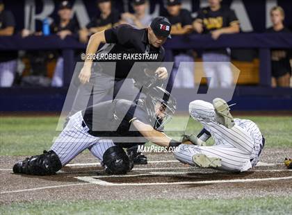 Thumbnail 3 in Lone Star vs. Forney (UIL 5A Regional Semifinal Playoff) photogallery.
