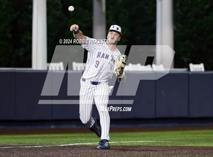Thumbnail 1 in Lone Star vs. Forney (UIL 5A Regional Semifinal Playoff) photogallery.