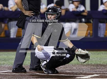 Thumbnail 2 in Lone Star vs. Forney (UIL 5A Regional Semifinal Playoff) photogallery.