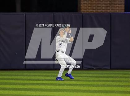 Thumbnail 1 in Lone Star vs. Forney (UIL 5A Regional Semifinal Playoff) photogallery.
