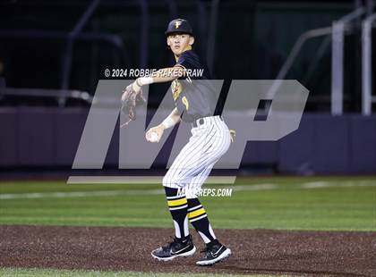 Thumbnail 1 in Lone Star vs. Forney (UIL 5A Regional Semifinal Playoff) photogallery.