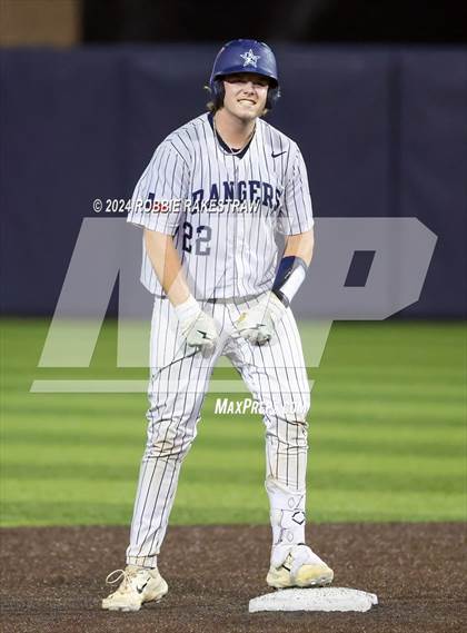 Thumbnail 3 in Lone Star vs. Forney (UIL 5A Regional Semifinal Playoff) photogallery.