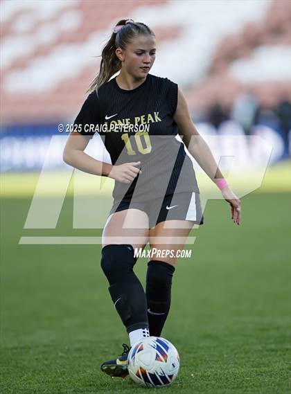 Thumbnail 2 in Lone Peak vs. Syracuse (UHSAA 6A Final) photogallery.