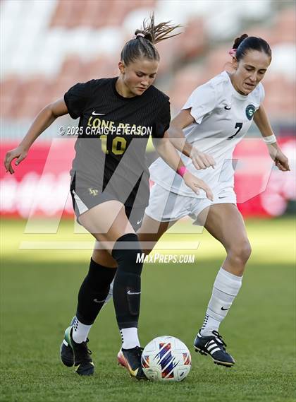 Thumbnail 1 in Lone Peak vs. Syracuse (UHSAA 6A Final) photogallery.