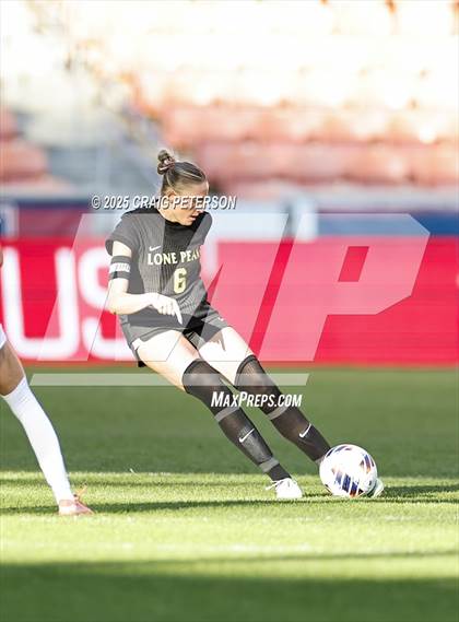 Thumbnail 2 in Lone Peak vs. Syracuse (UHSAA 6A Final) photogallery.