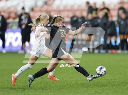 Thumbnail 2 in Lone Peak vs. Syracuse (UHSAA 6A Final) photogallery.