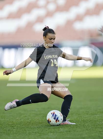 Thumbnail 1 in Lone Peak vs. Syracuse (UHSAA 6A Final) photogallery.