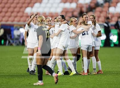 Thumbnail 1 in Lone Peak vs. Syracuse (UHSAA 6A Final) photogallery.