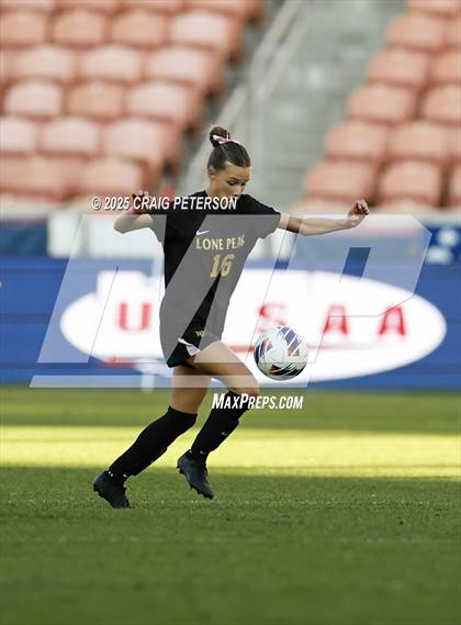 Thumbnail 1 in Lone Peak vs. Syracuse (UHSAA 6A Final) photogallery.