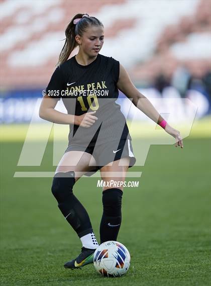 Thumbnail 1 in Lone Peak vs. Syracuse (UHSAA 6A Final) photogallery.