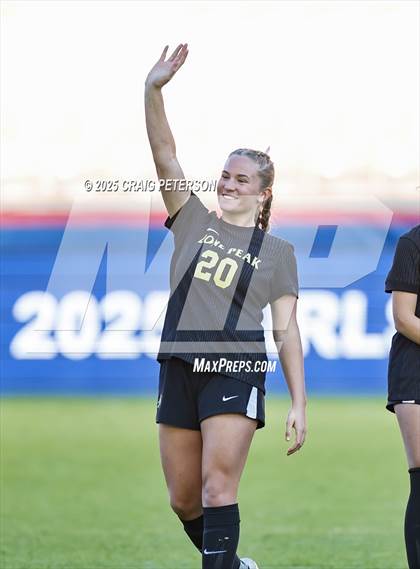 Thumbnail 2 in Lone Peak vs. Syracuse (UHSAA 6A Final) photogallery.